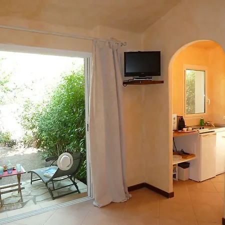 شقة Studio Marina Rossa *